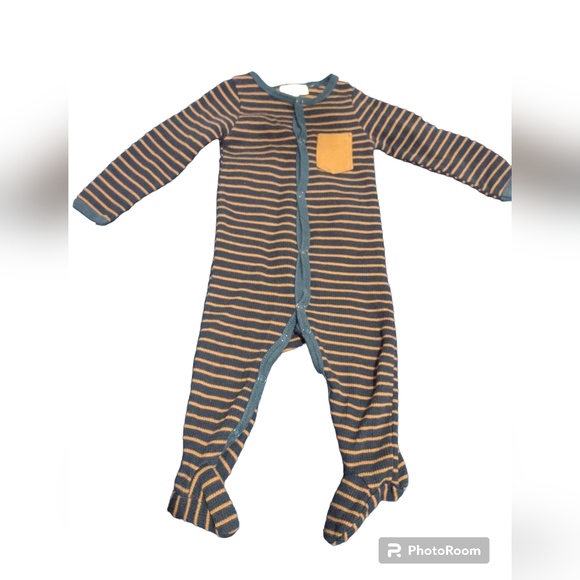 Sterling baby bodysuit Size 9 Months - Picture 1 of 5